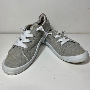 Tommy Bahama sneakers size 7